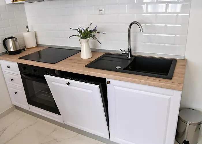 New And Modern Baroni * Split
