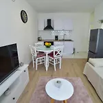 Apartman New And Modern Baroni *