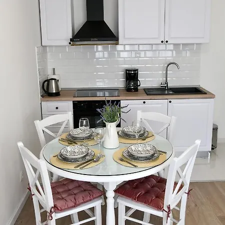 New And Modern Baroni Apartament *