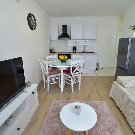 Apartament New And Modern Baroni *